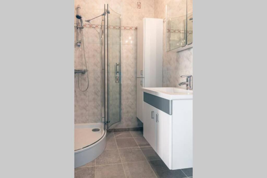 Appartment With Frontal Sea View With 3 Bedrooms Koksijde Esterno foto